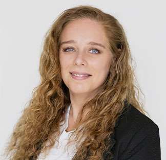 דנה אפלבאום - חשבת שכר ראשית